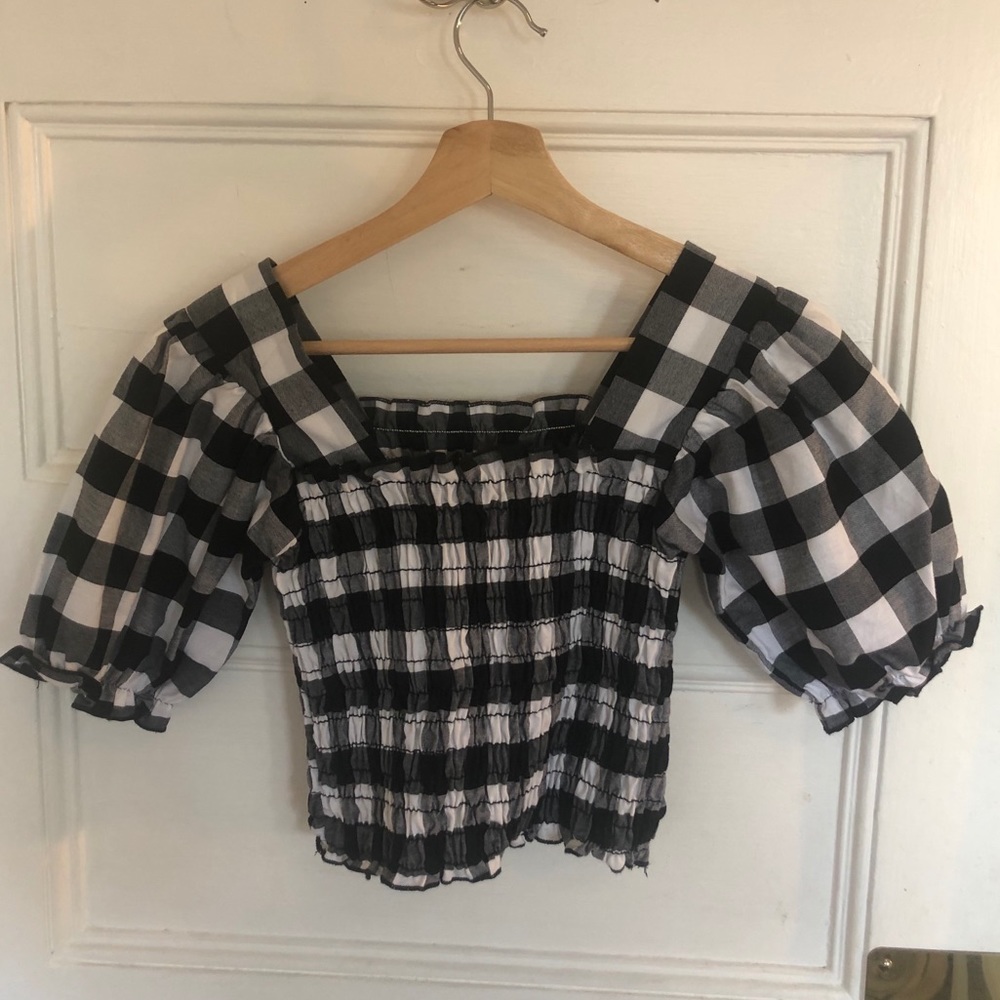 ON HOLD Lisa Says Gah Toni blouse. NWOT